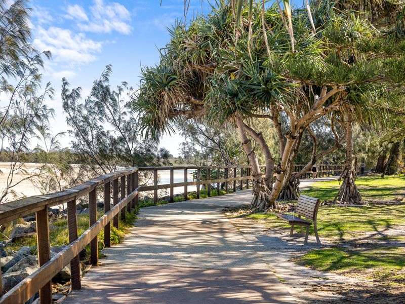 Discover local tranquility! Just moments from the apartment, enjoy scenic walks along the pathway.