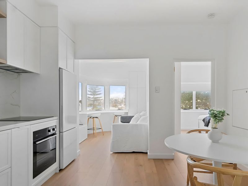 Surf Sand and Sunsets Your Bondi Beach Escape