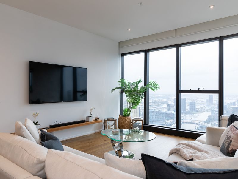 The Pearl Retreat | Elegant w Parking & Pool