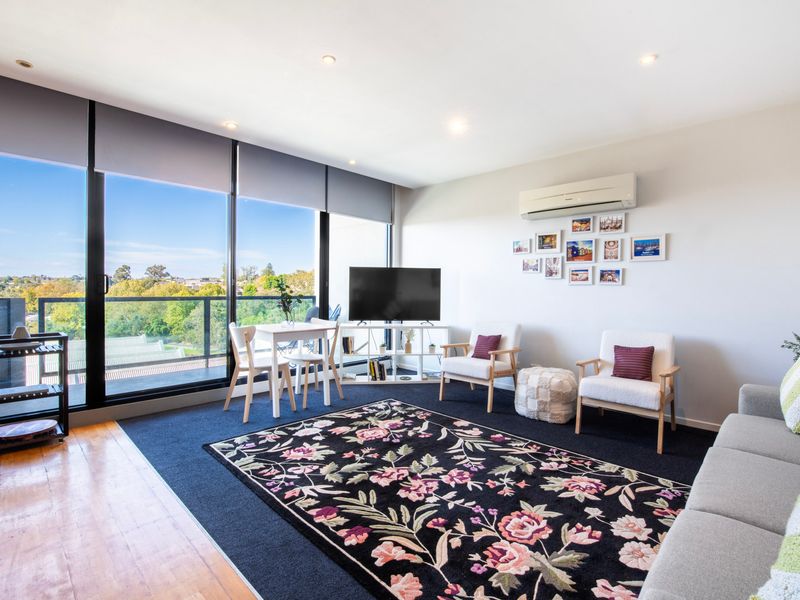 Comfortable and spacious lounge