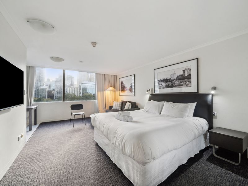 A peaceful retreat in the heart of the city, ideal for your getaway.