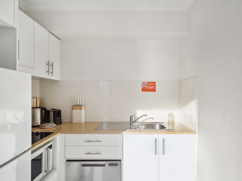 Spacious and bright kitchen, perfect for cooking up your favourite meals.