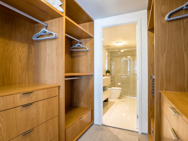 Riverside at WaterEdge West End