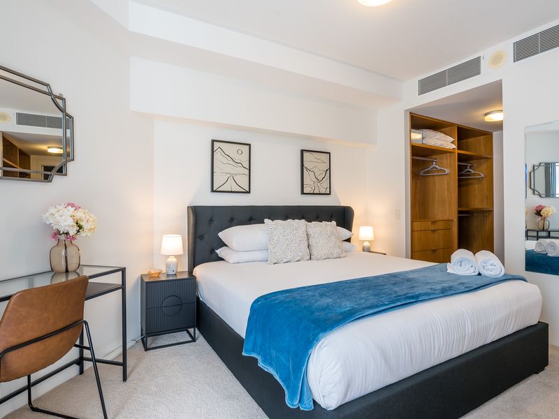 Riverside at WaterEdge West End