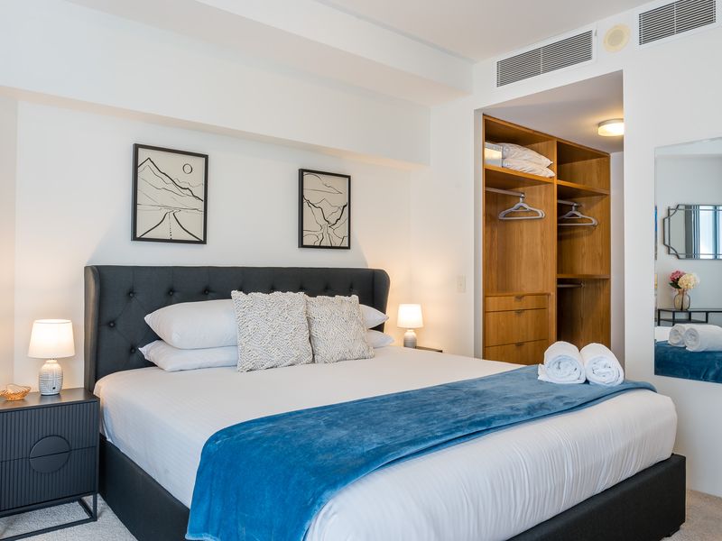 Riverside at WaterEdge West End