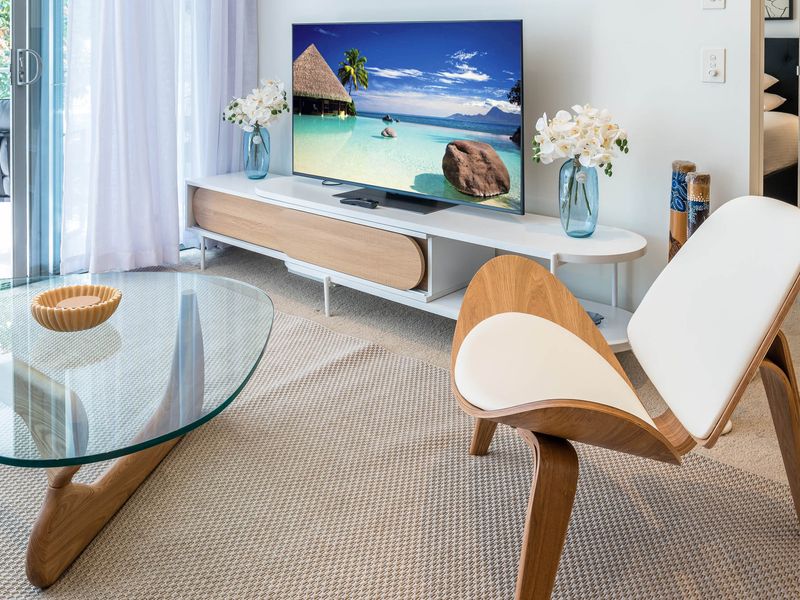 Riverside at WaterEdge West End