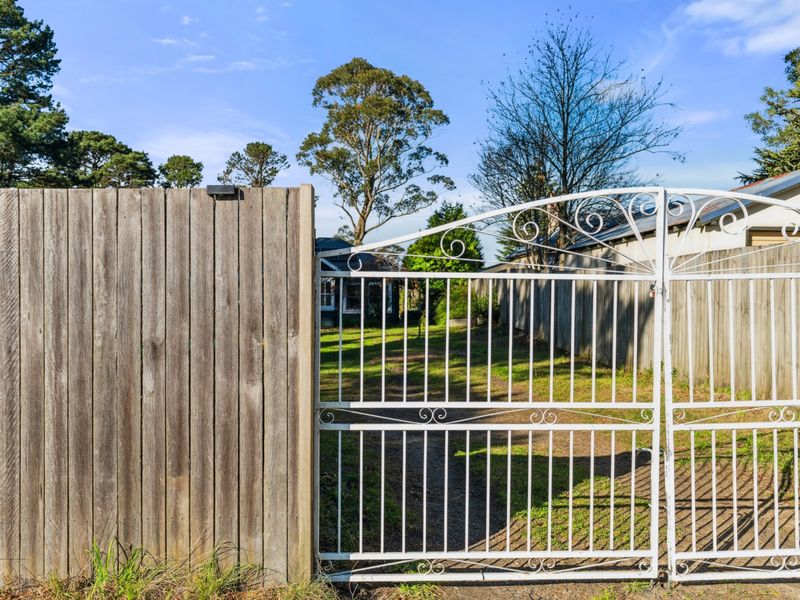 The Greenhouse – Cozy Blue Mountains Retreat