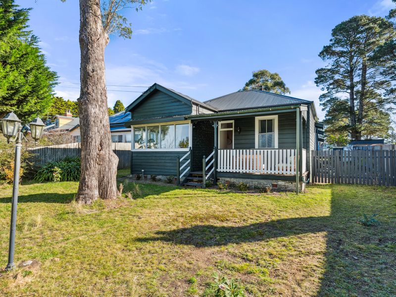 The Greenhouse – Cozy Blue Mountains Retreat