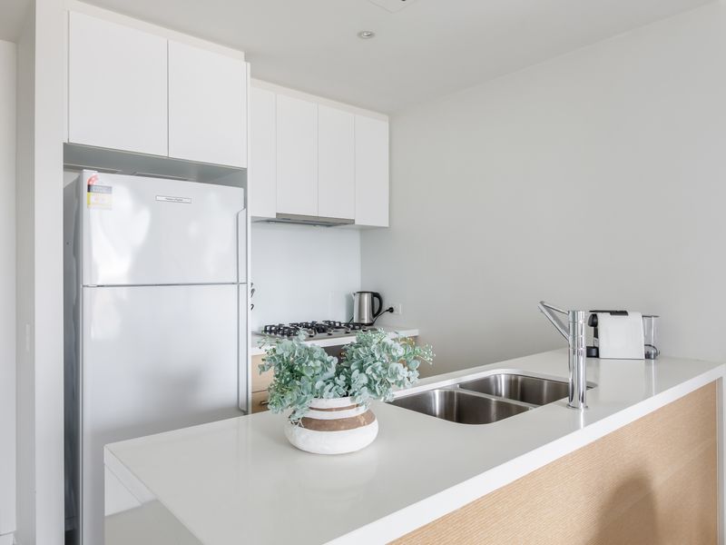 Ultimate 2-Bed Abode: Pool, Ping Pong & Pool Table