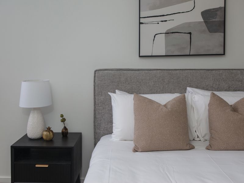 Ultimate 2-Bed Abode: Pool, Ping Pong & Pool Table