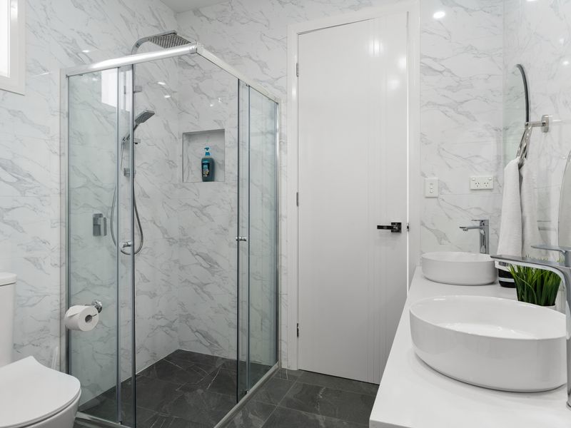 Complete Look at Clean White Bathroom