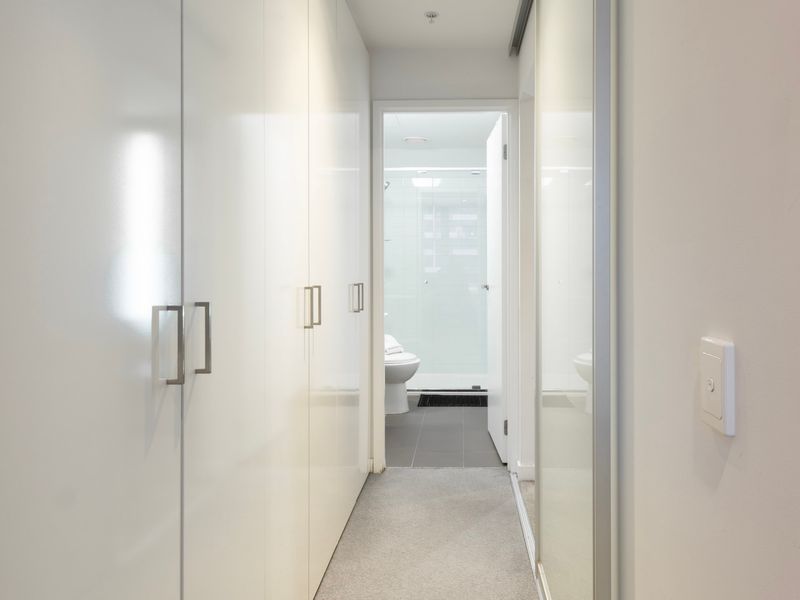 Chic 1BR City Escape W Pool & Gym