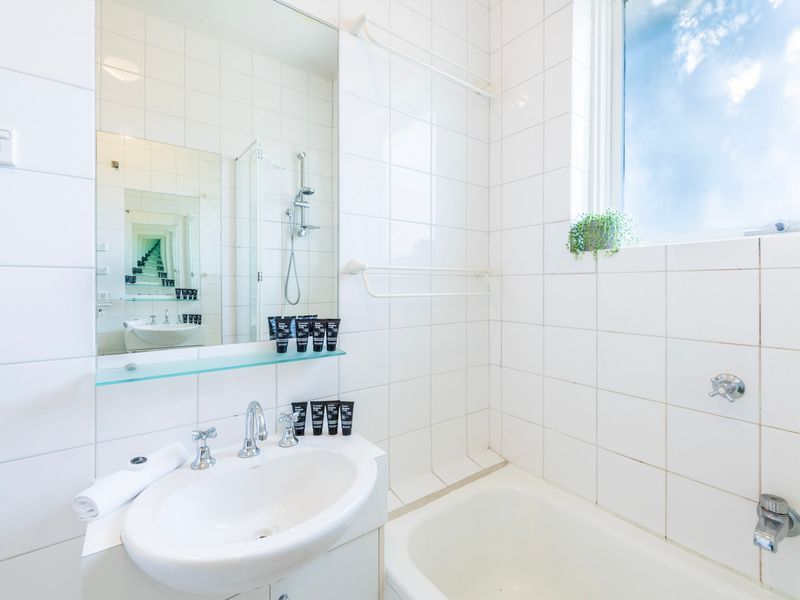 Elwood Breeze Hideaway