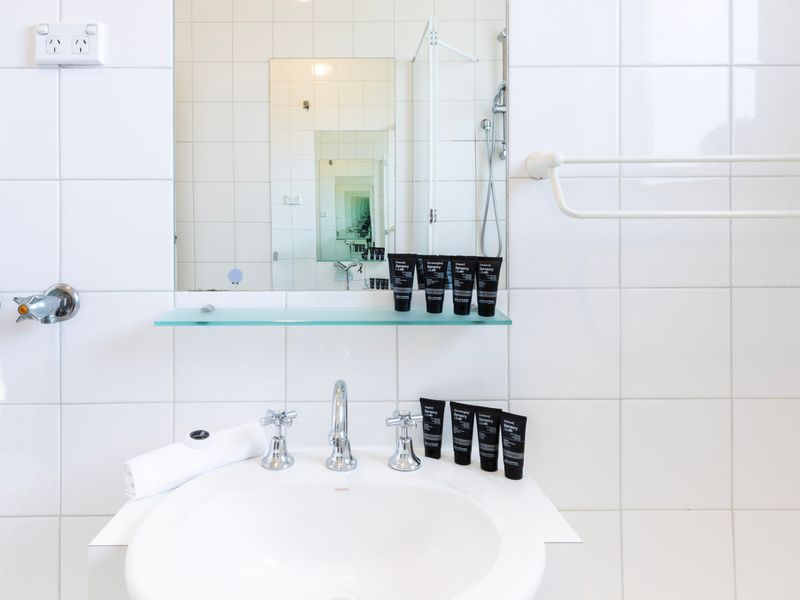 Elwood Breeze Hideaway