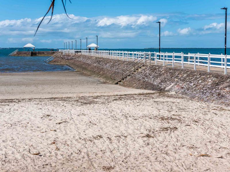 Relaxed Bayside Living Sleeps 4