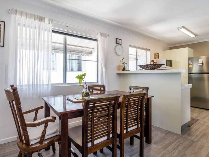 Dinner with a side of charm