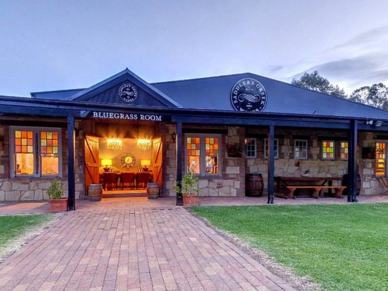 Saddler’s Creek & Allandale Wineries