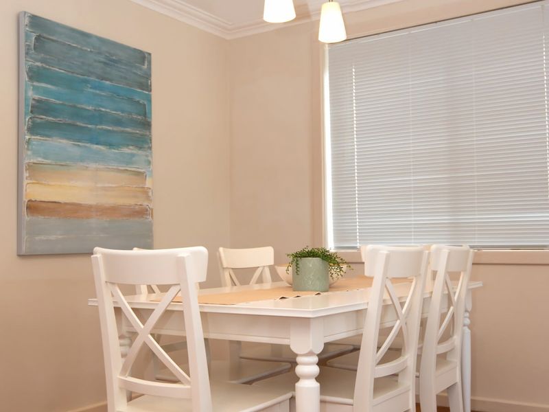 Ocean Views Walk to Malua Beach EV & Pet Friendly