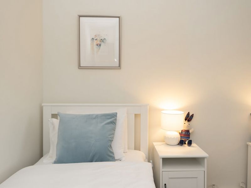 Ocean Views Walk to Malua Beach EV & Pet Friendly