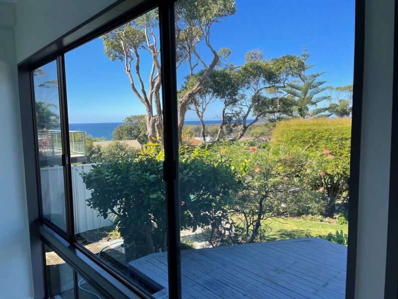 Ocean Views Walk to Malua Beach EV & Pet Friendly