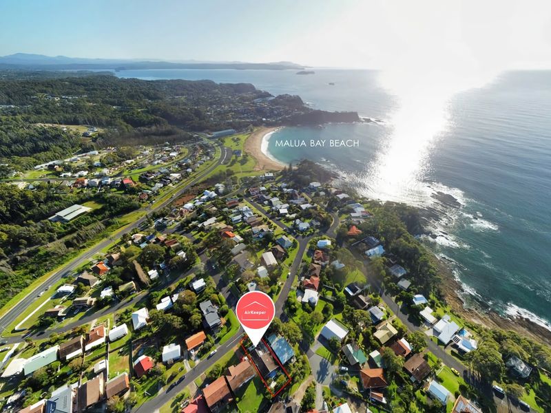 Ocean Views Walk to Malua Beach EV & Pet Friendly