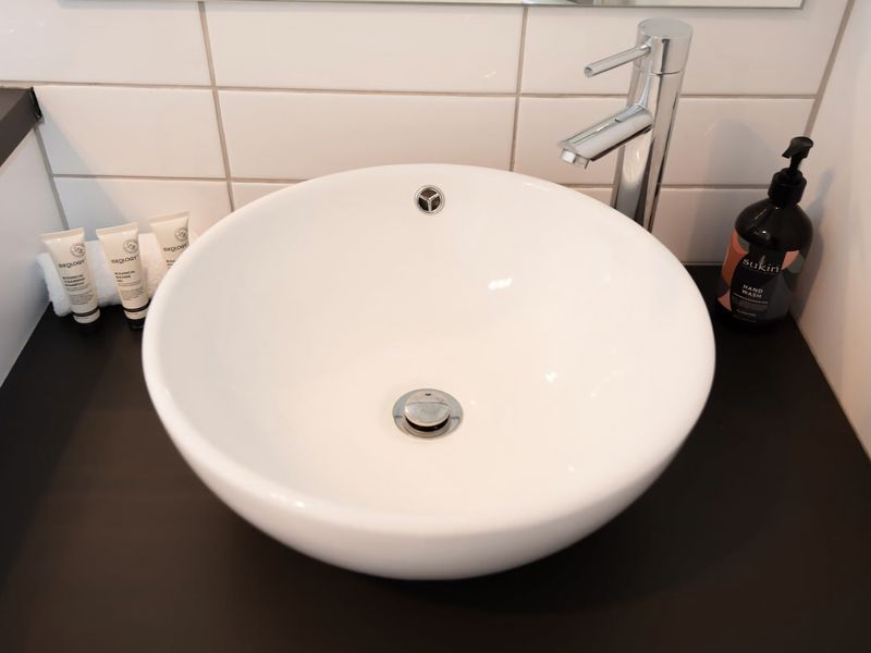 Ocean Views Walk to Malua Beach EV & Pet Friendly