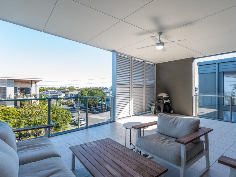 Outdoor seating to unwind in style with your own private BBQ