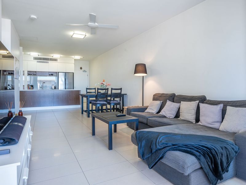 Enjoy your favourite shows on a sleek flat-screen TV paired with immersive sound from the soundbar