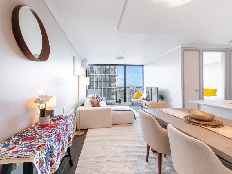 Colourful Comfort | 1BR w Pool Gym & Reformer