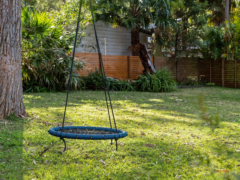 Salt & Stone Pearl Beach Stay – 2 Mins to Ocean