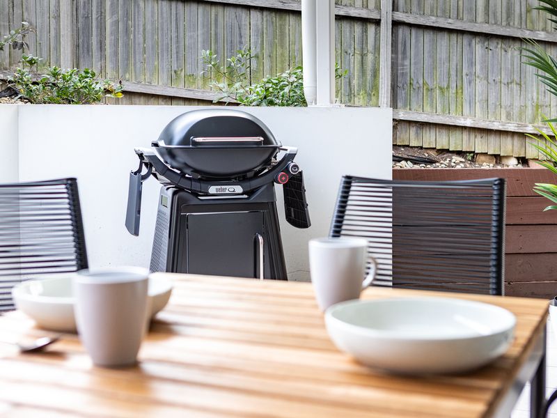 Outdoor Dining / Barbecue