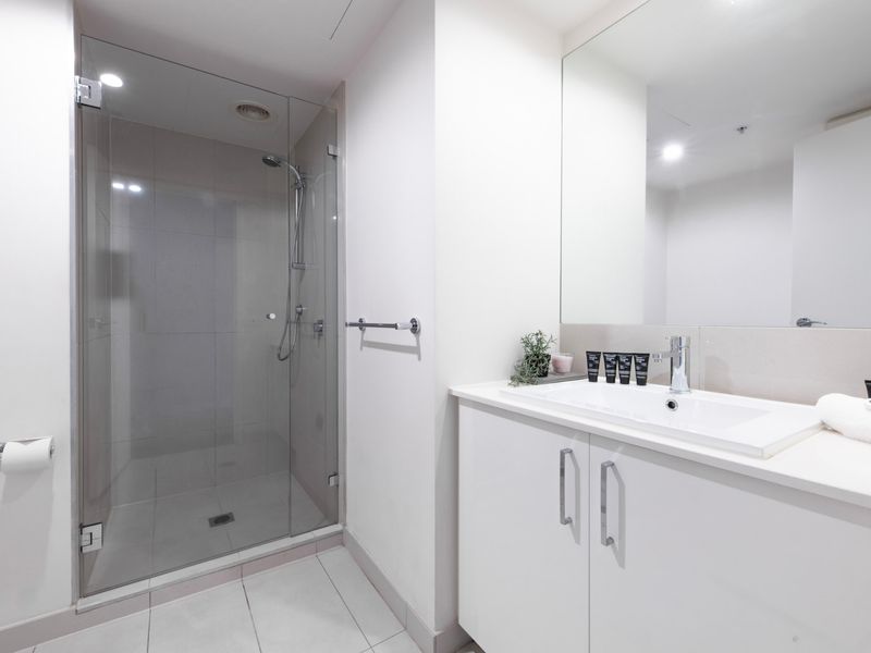 Simple Comfort | 2BR Apartment in Carlton