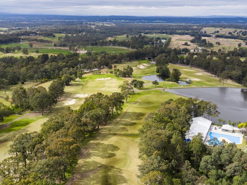 Golf & Wine Country Villa Cypress