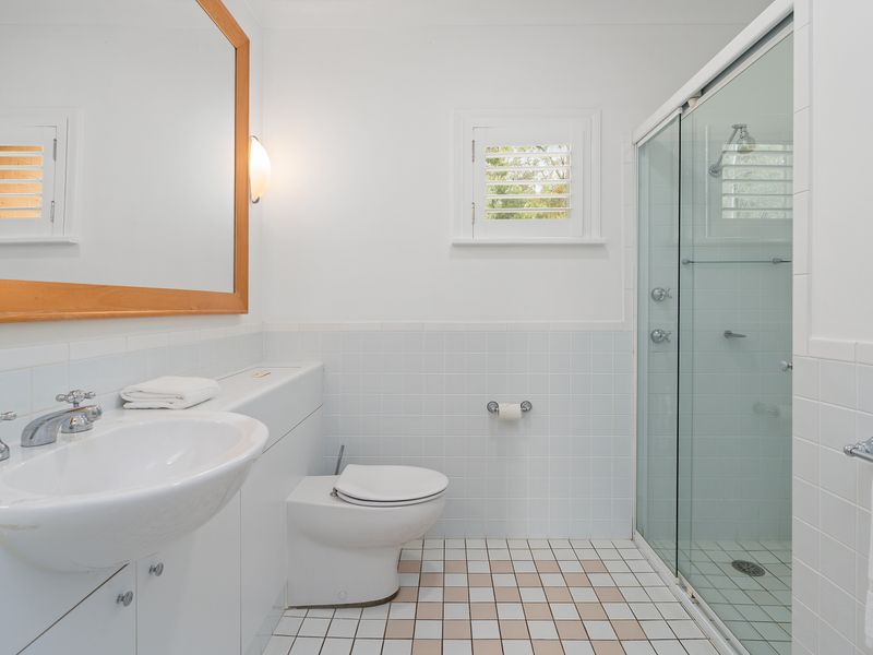 Private Ensuite Bathroom with Toilet & Shower