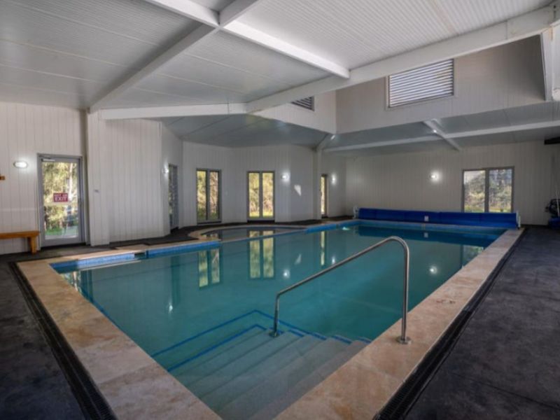 Stay and Float in Basin Bliss