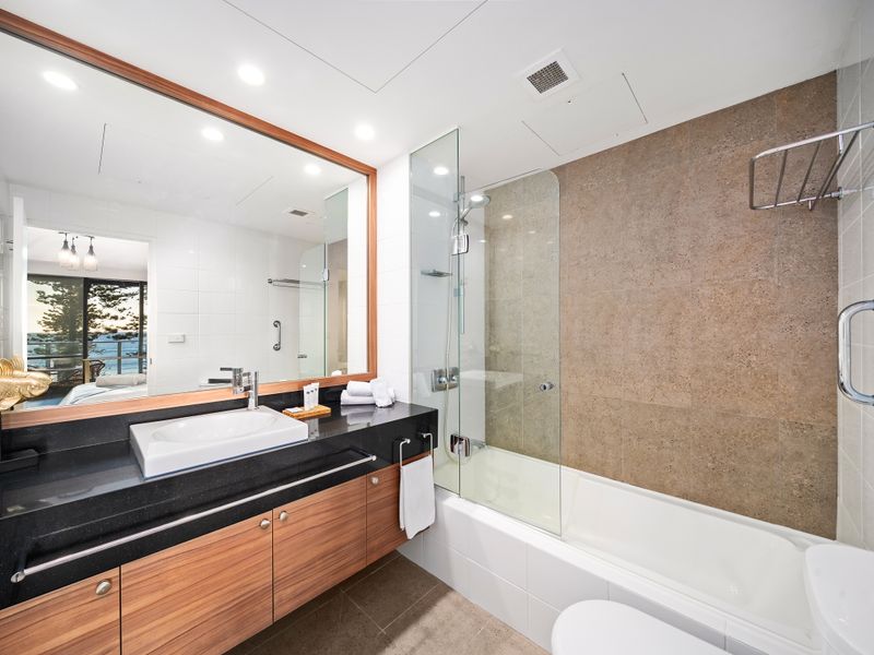 Wake to Waves, Elegant Beachfront Apartment