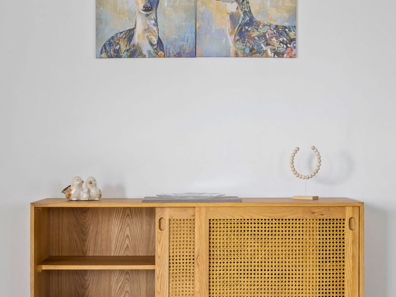 Console and storage area with tasteful modern touches