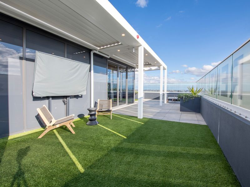 Elevated Escape | 2BR w Gym & Rooftop Spa