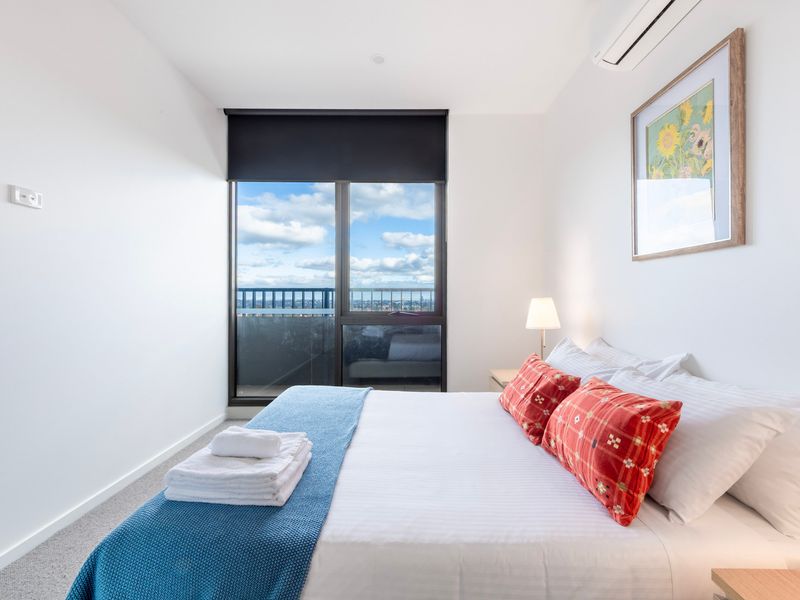 Elevated Escape | 2BR w Gym & Rooftop Spa