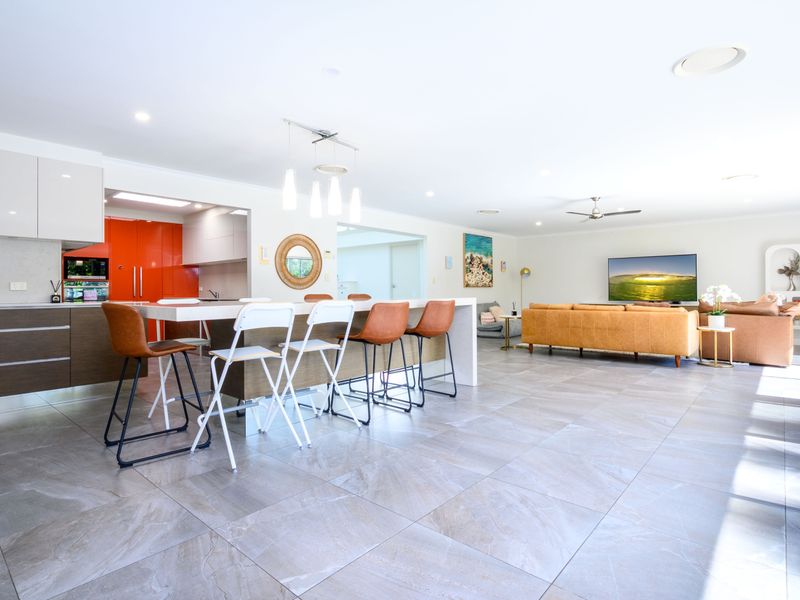 Bright dining space flowing into the lounge