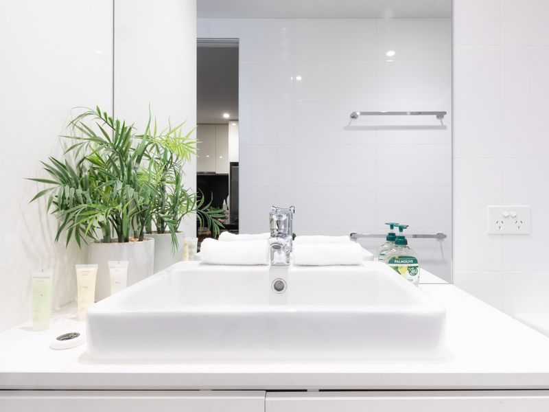 Green & Serene | Lush 1BR w Pool & Gym