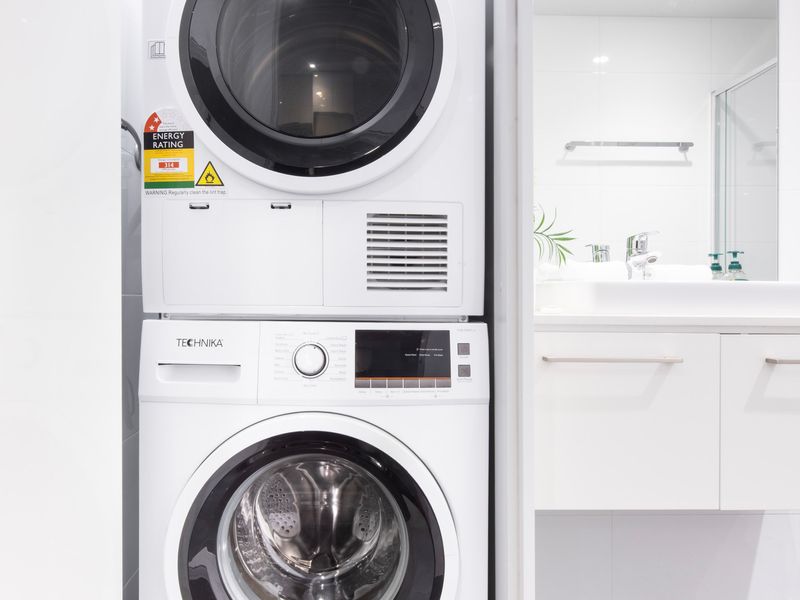 Green & Serene | Lush 1BR w Pool & Gym