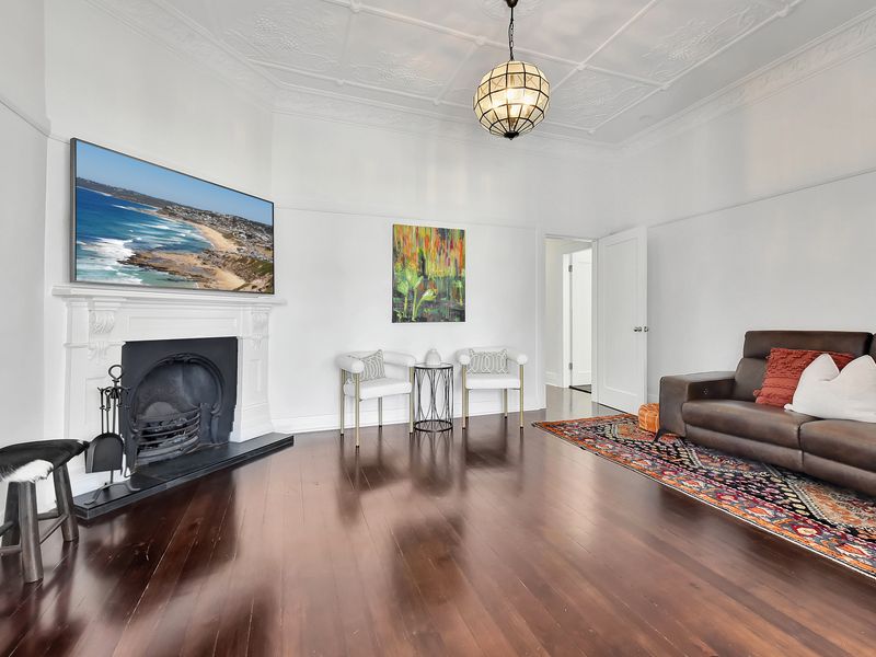 Merewether House 1910 – Iconic and Luxury Home