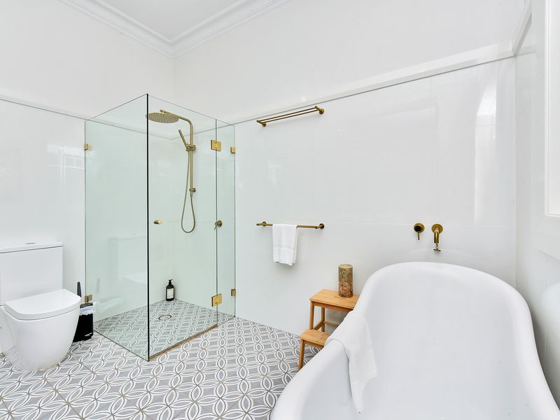 Merewether House 1910 – Iconic and Luxury Home