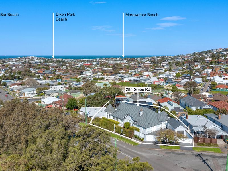 Aerial view showcasing proximity to Bar Beach and local attractions