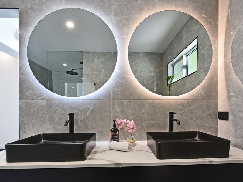 Merewether House 1910 – Iconic and Luxury Home