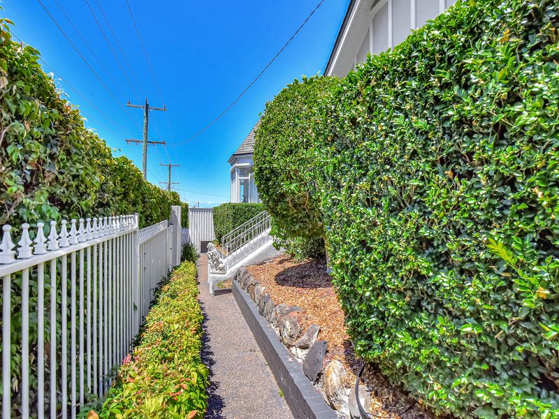 Merewether House 1910 – Iconic and Luxury Home