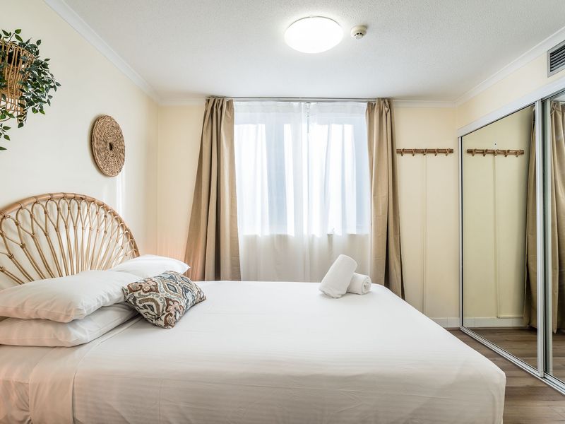 City Convenience & Comfort at The Abbey on Roma
