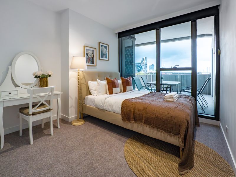 Luxury Urban Elegance Apartment Melbourne CBD