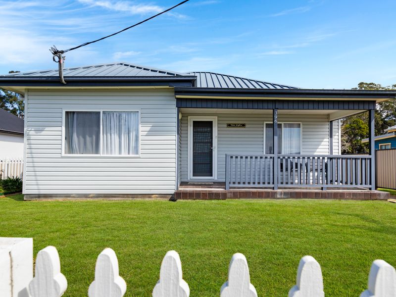 Spacious seaside residence perfect for your stay